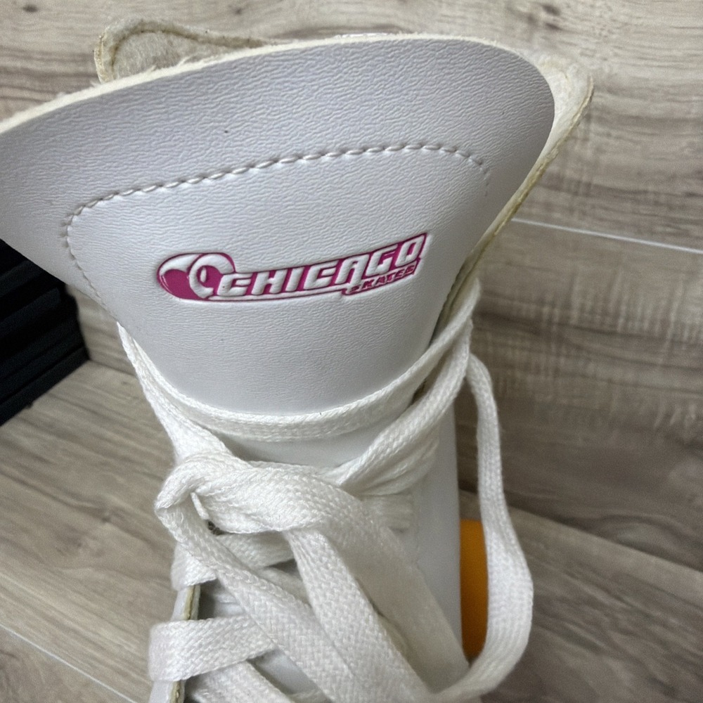 Chicago Roller Skates Womens Size 10 White Pink Wheels - Picture 11 of 15